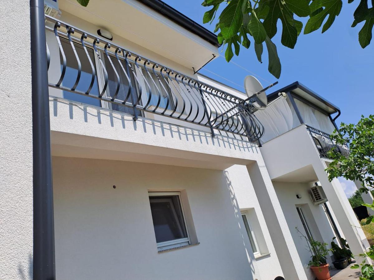 Tribalj Sunshine Apartment Sovlje מראה חיצוני תמונה